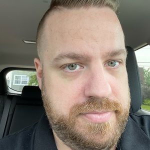 Meet your Posher, Cory